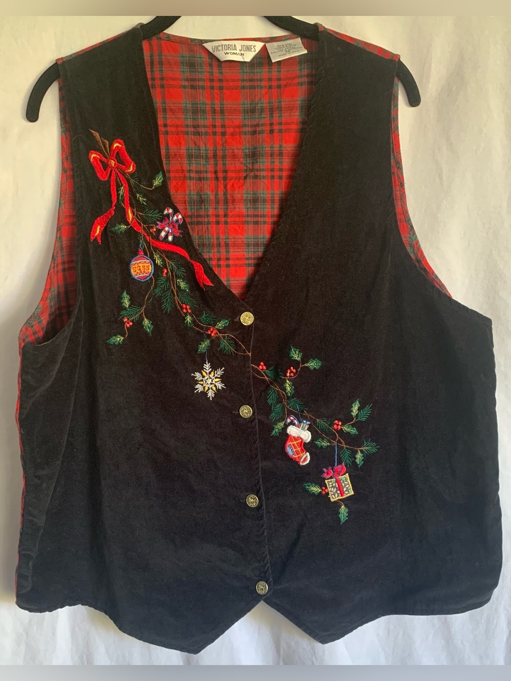Victoria Jones Woman Vintage Black Velvet Holiday Embroidered Vest